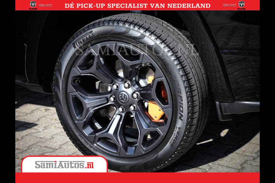 Dodge Ram 1500 Limited 5.7 V8 4X4 Hemi | Meest volle Hemi limited uitvoering | Hud | Mwk | Striping | Comfortabele Dubbele Cabine met Royale 5 Zitplaatsen |