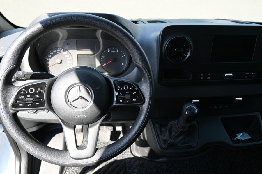 Mercedes-Benz Sprinter 315 CDI L3H2 MBUX navigatie met 360 graden camera, Geveerde stoel, Etc.