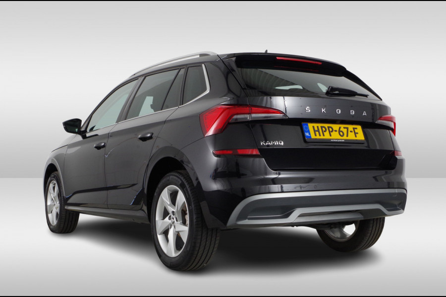 Škoda Kamiq 1.0 TSI Ambition > Trekhaak/17 inch/camera/stoelverwarming...