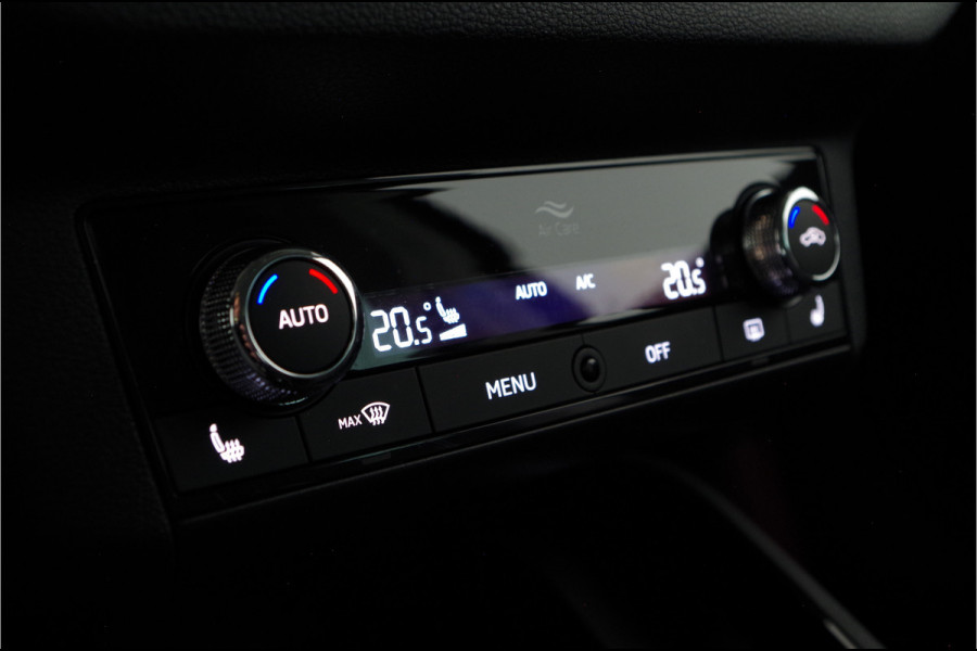 Škoda Kamiq 1.0 TSI Ambition > Trekhaak/17 inch/camera/stoelverwarming...