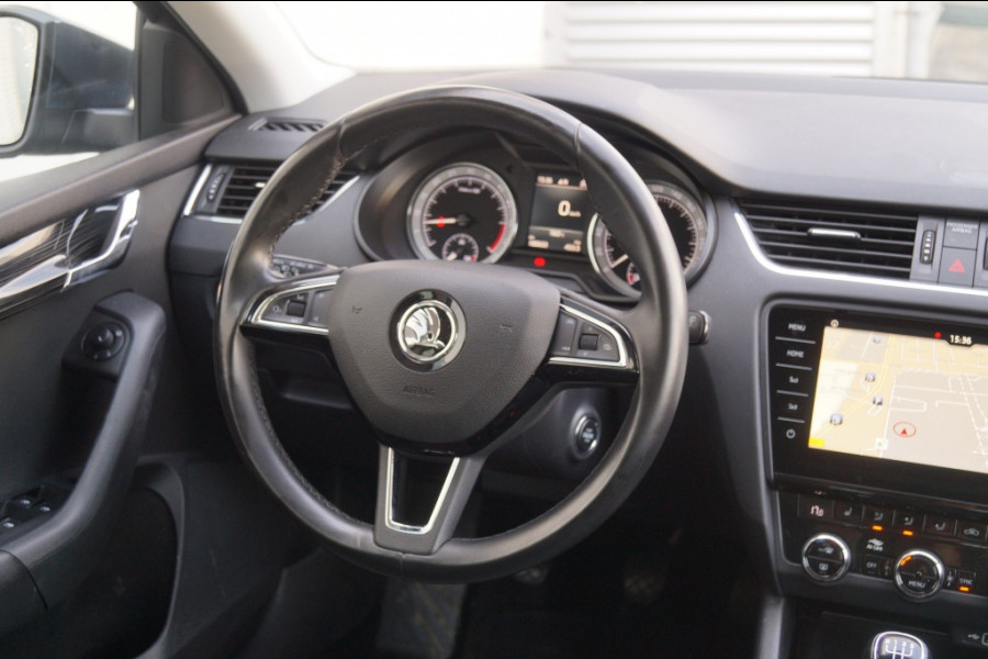 Škoda Octavia Combi 1.6 TDI Style -LED-NAVI-ECC-PDC-