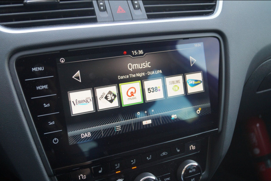 Škoda Octavia Combi 1.6 TDI Style -LED-NAVI-ECC-PDC-
