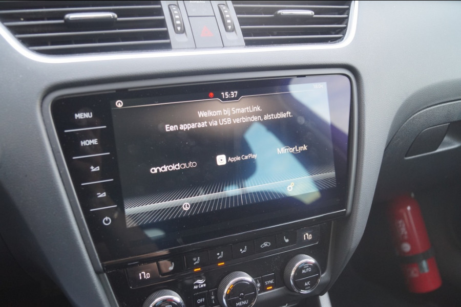 Škoda Octavia Combi 1.6 TDI Style -LED-NAVI-ECC-PDC-
