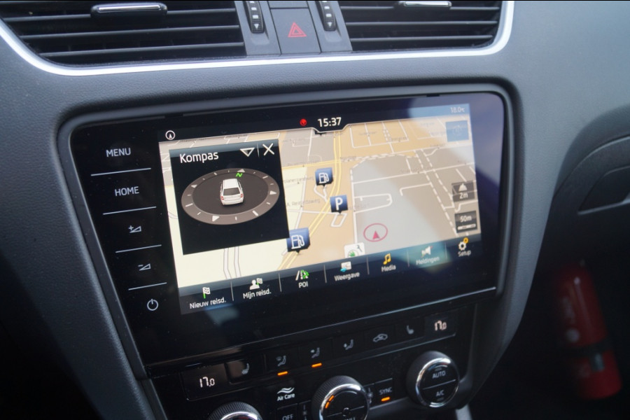 Škoda Octavia Combi 1.6 TDI Style -LED-NAVI-ECC-PDC-