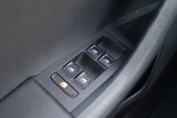 Škoda Octavia Combi 1.6 TDI Style -LED-NAVI-ECC-PDC-