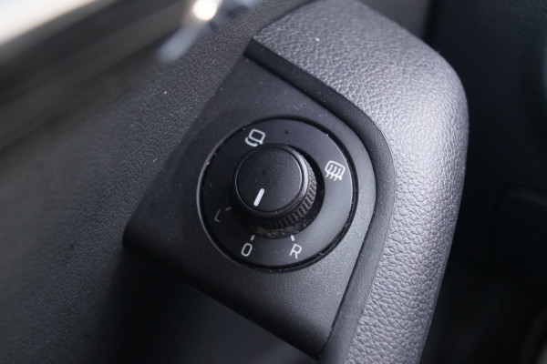 Škoda Octavia Combi 1.6 TDI Style -LED-NAVI-ECC-PDC-