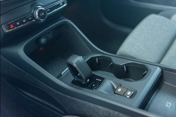 Volvo XC40 T4 Aut. Plug-In Hybrid Parkeercamera LuxeStoelen 211pk