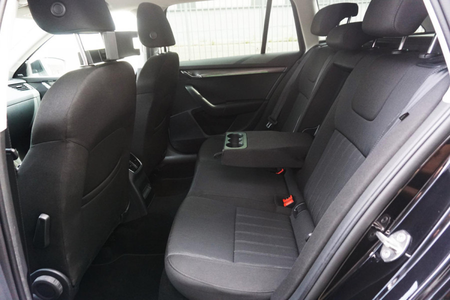 Škoda Octavia Combi 1.5 TSI 150PK Greentech Style Business Zeer Compleet.