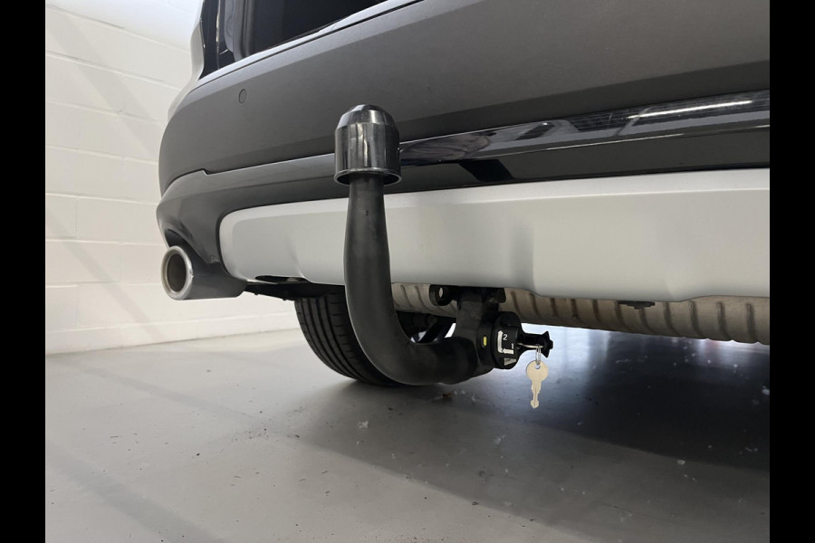 BMW X1 sDrive20i VDL Nedcar Edition | Head Up | Leder | Trekhaak |