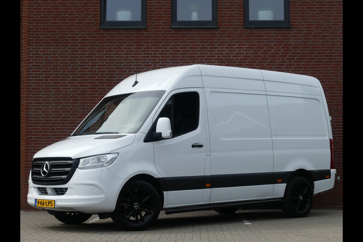 Mercedes-Benz Sprinter 317 CDI L2H2 3500KG Trekgewicht Camera/Navigatie/Trekhaak Mercedes-Benz Sprinter 317 CDI L2H2 3500KG Trekgewicht Camera/Navigatie/Trekhaak