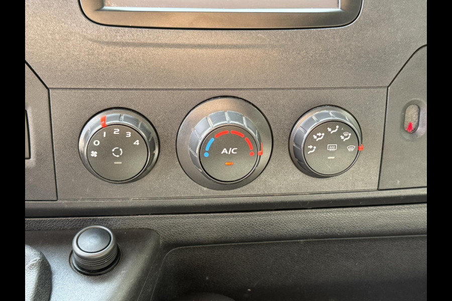 Renault Master T35 2.3 dCi L3H2 Laadklep Airco Cruise Bluetooth Navigatie systeem