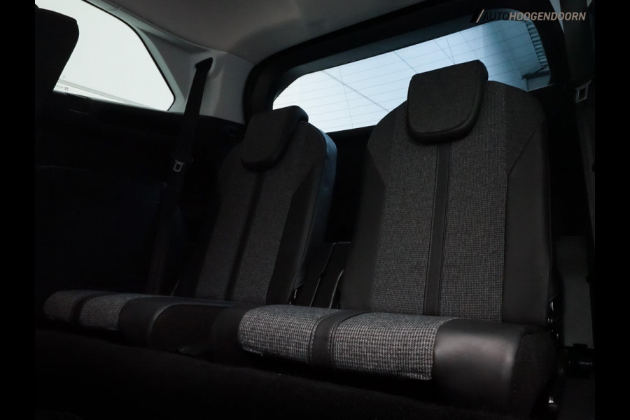 Peugeot 5008 1.6 Allure 7-zits 165pk (AUTOMAAT,APPLE CARPLAY,LED,DODEHOEK,KEYLESS,DIGITAAL DISPLAY,360 CAMERA,TREKHAAK,LM-VELGEN)