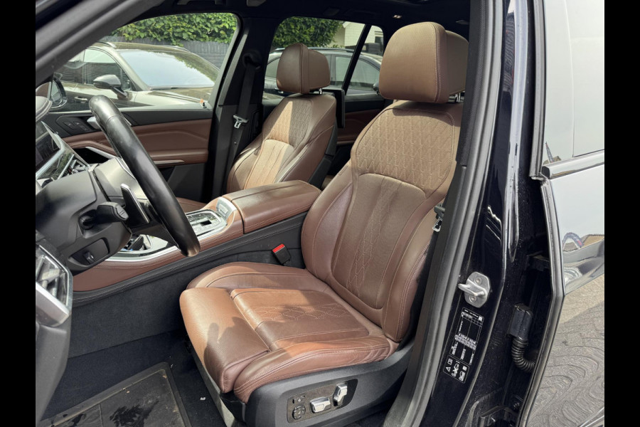 BMW X5 M50d High Executive | Panorama dak | TV Schermen | Bowers & Wilkins | 360 Camera | Laser | 22 Inch Lichtmetalen Velgen |
