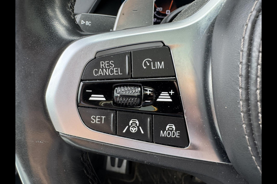 BMW X5 M50d High Executive | Panorama dak | TV Schermen | Bowers & Wilkins | 360 Camera | Laser | 22 Inch Lichtmetalen Velgen |