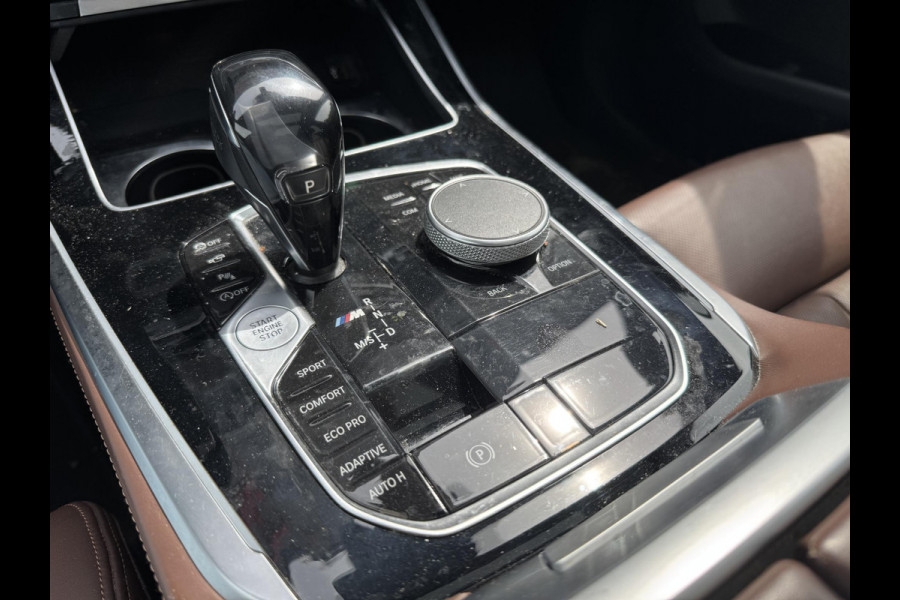 BMW X5 M50d High Executive | Panorama dak | TV Schermen | Bowers & Wilkins | 360 Camera | Laser | 22 Inch Lichtmetalen Velgen |