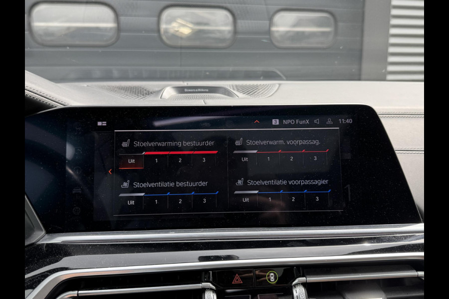 BMW X5 M50d High Executive | Panorama dak | TV Schermen | Bowers & Wilkins | 360 Camera | Laser | 22 Inch Lichtmetalen Velgen |