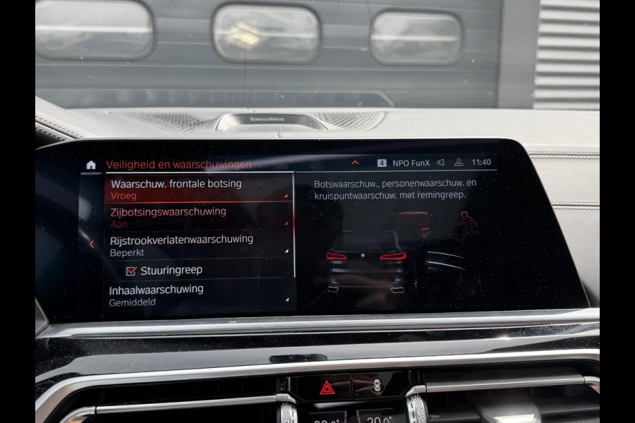 BMW X5 M50d High Executive | Panorama dak | TV Schermen | Bowers & Wilkins | 360 Camera | Laser | 22 Inch Lichtmetalen Velgen |