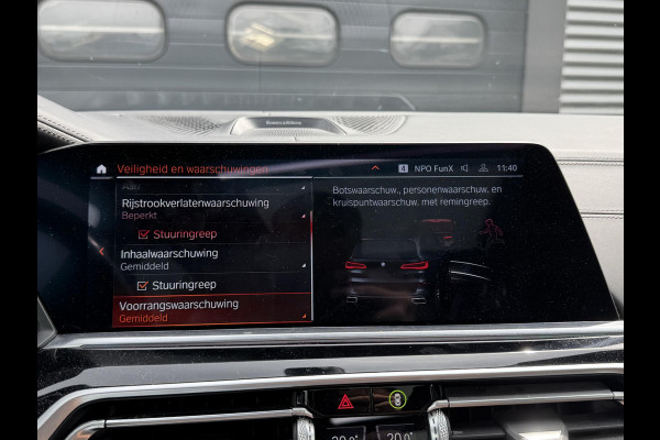 BMW X5 M50d High Executive | Panorama dak | TV Schermen | Bowers & Wilkins | 360 Camera | Laser | 22 Inch Lichtmetalen Velgen |