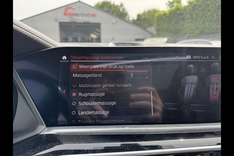BMW X5 M50d High Executive | Panorama dak | TV Schermen | Bowers & Wilkins | 360 Camera | Laser | 22 Inch Lichtmetalen Velgen |