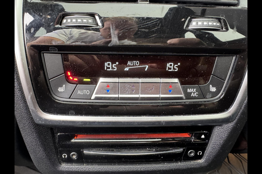 BMW X5 M50d High Executive | Panorama dak | TV Schermen | Bowers & Wilkins | 360 Camera | Laser | 22 Inch Lichtmetalen Velgen |