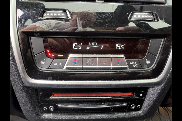 BMW X5 M50d High Executive | Panorama dak | TV Schermen | Bowers & Wilkins | 360 Camera | Laser | 22 Inch Lichtmetalen Velgen |