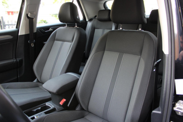 Volkswagen T-Roc 1.0 TSI Life Business Airco Camera CarPlay Nap