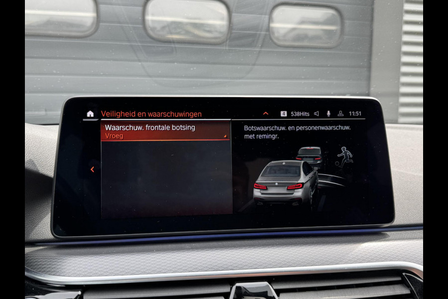 BMW 5 Serie 520i High Executive M pakket | Camera | 19 Inch Lichtmetalen Velgen | Navigatie | Stoelverwarming