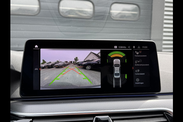 BMW 5 Serie 520i High Executive M pakket | Camera | 19 Inch Lichtmetalen Velgen | Navigatie | Stoelverwarming