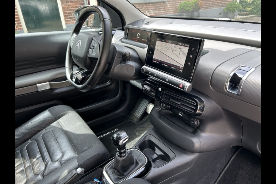 Citroën C4 Cactus 1.2 PT 110pk Shine Leder, Navi, Camera, Carplay, 17" LMV