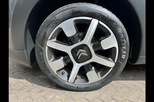 Citroën C4 Cactus 1.2 PT 110pk Shine Leder, Navi, Camera, Carplay, 17" LMV