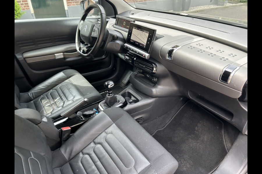 Citroën C4 Cactus 1.2 PT 110pk Shine Leder, Navi, Camera, Carplay, 17" LMV
