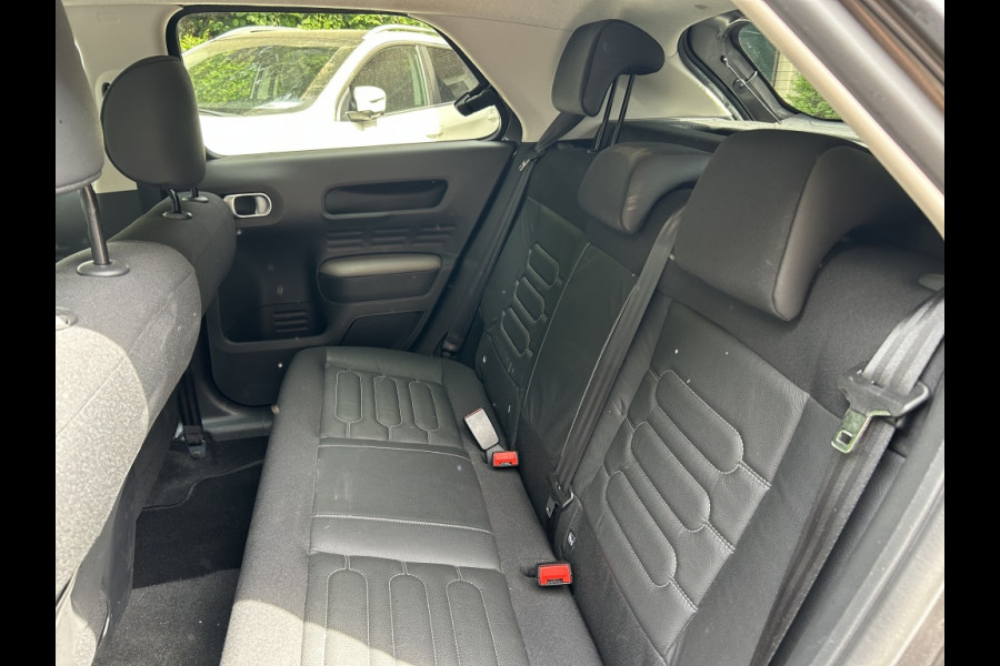 Citroën C4 Cactus 1.2 PT 110pk Shine Leder, Navi, Camera, Carplay, 17" LMV