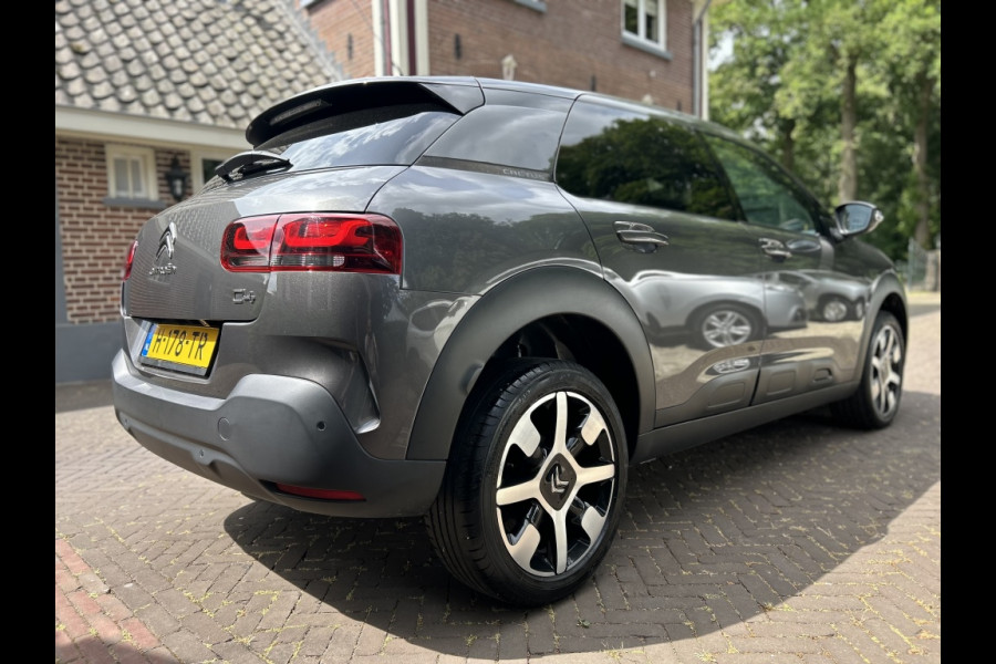 Citroën C4 Cactus 1.2 PT 110pk Shine Leder, Navi, Camera, Carplay, 17" LMV