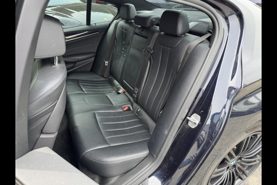 BMW 5 Serie 540d xDrive High Executive | M pakket | Panorama dak | Memory stoelen | Heads up Display | Adaptieve cruis control | Herman Kardon