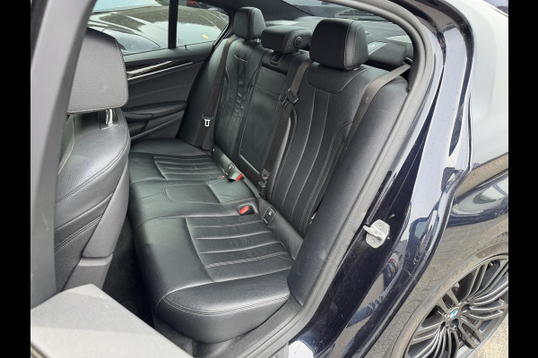 BMW 5 Serie 540d xDrive High Executive | M pakket | Panorama dak | Memory stoelen | Heads up Display | Adaptieve cruis control | Herman Kardon