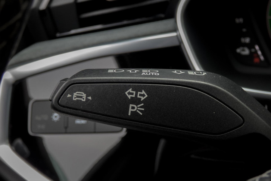 Audi Q3 Sportback 45 TFSI e S Edition | S-LINE | ACC | PDC | KEYLESS