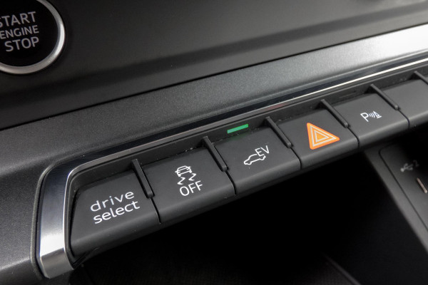Audi Q3 Sportback 45 TFSI e S Edition | S-LINE | ACC | PDC | KEYLESS