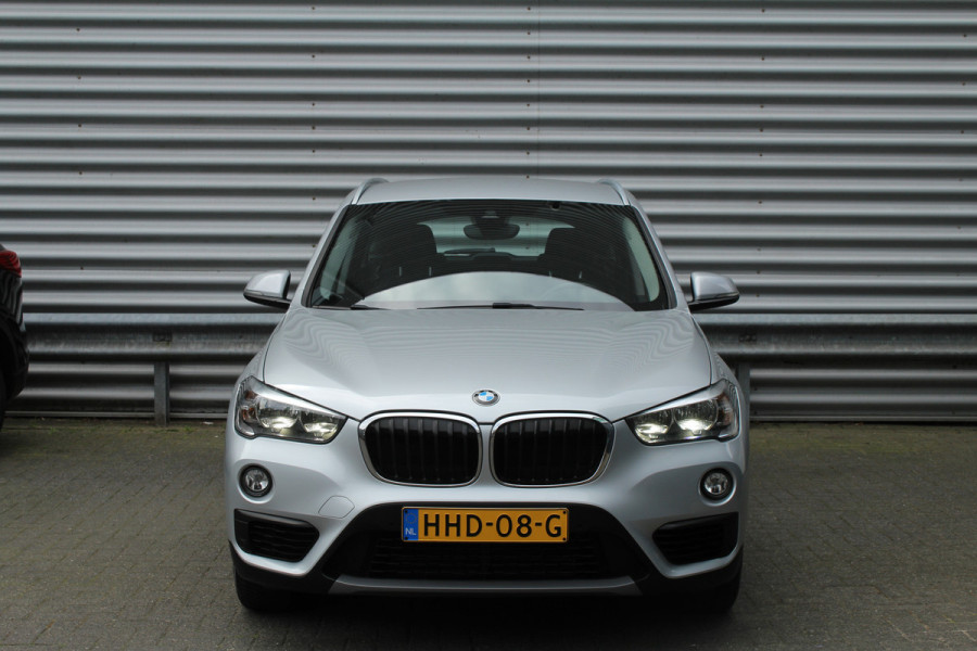 BMW X1 sDrive18i 141pk AUTOMAAT NL-Auto NAP 74.942km Clima Cruise Navi Camera HUD Keyless El. Klep 17"LMV