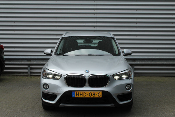 BMW X1 sDrive18i 141pk AUTOMAAT NL-Auto NAP 74.942km Clima Cruise Navi Camera HUD Keyless El. Klep 17"LMV