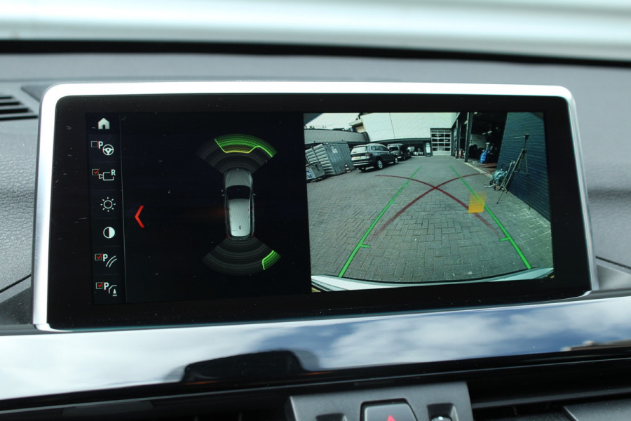 BMW X1 sDrive18i 141pk AUTOMAAT NL-Auto NAP 74.942km Clima Cruise Navi Camera HUD Keyless El. Klep 17"LMV