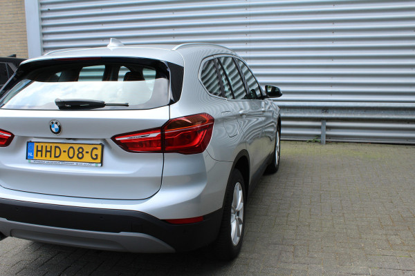 BMW X1 sDrive18i 141pk AUTOMAAT NL-Auto NAP 74.942km Clima Cruise Navi Camera HUD Keyless El. Klep 17"LMV
