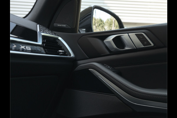BMW X5 xDrive40i M-Sport Pro - 7-Zits - Stoelventilatie - Pano - Trekhaak - Driving Ass Prof