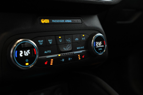 Ford FOCUS Wagon 1.5 EcoBlue Titanium X Business Automaat, Nieuwe db set , Apple Carplay, Parkeersensoren