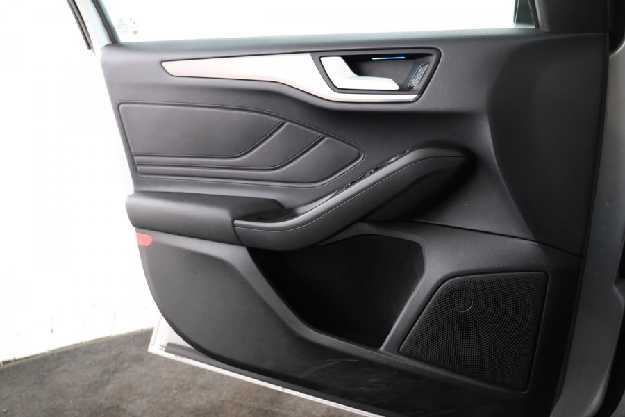 Ford FOCUS Wagon 1.5 EcoBlue Titanium X Business Automaat, Nieuwe db set , Apple Carplay, Parkeersensoren