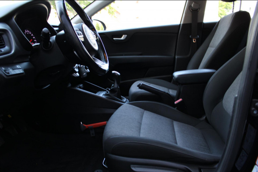 Kia Stonic 1.0 T-GDi DynamicLine Airco Navi Camera Carplay Nap