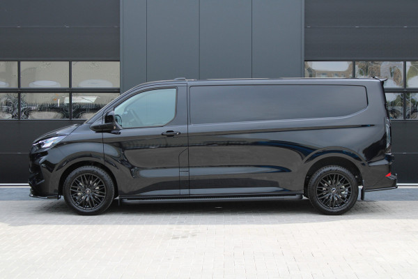 Ford Transit Custom 300 2.0 TDCI L2H1 Limited 136 pk - Side Bars - Voor & Achter Splitter - Spoiler - Trekhaak - Camera - Carplay