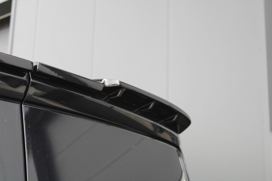Ford Transit Custom 300 2.0 TDCI L2H1 Limited 136 pk - Side Bars - Voor & Achter Splitter - Spoiler - Trekhaak - Camera - Carplay