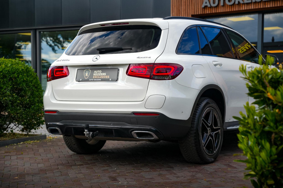 Mercedes-Benz GLC 300e 4MATIC AMG Panoramadak Leer Cruise Clima Stoelverw. DAB+ 19''LM