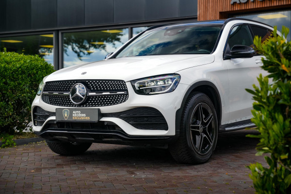 Mercedes-Benz GLC 300e 4MATIC AMG Panoramadak Leer Cruise Clima Stoelverw. DAB+ 19''LM