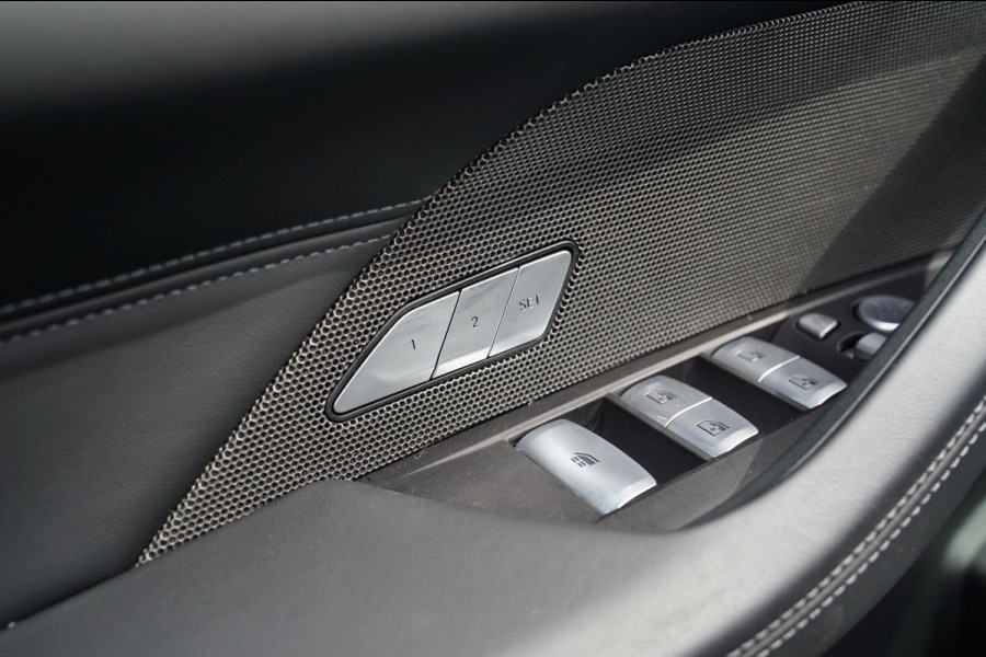 BMW 4 Serie Cabrio M4 xDrive Competition | Carbon | Keramisch | M Drivers Package | Stoelkoeling | 360 cam | HuD | Harman/Kardon |